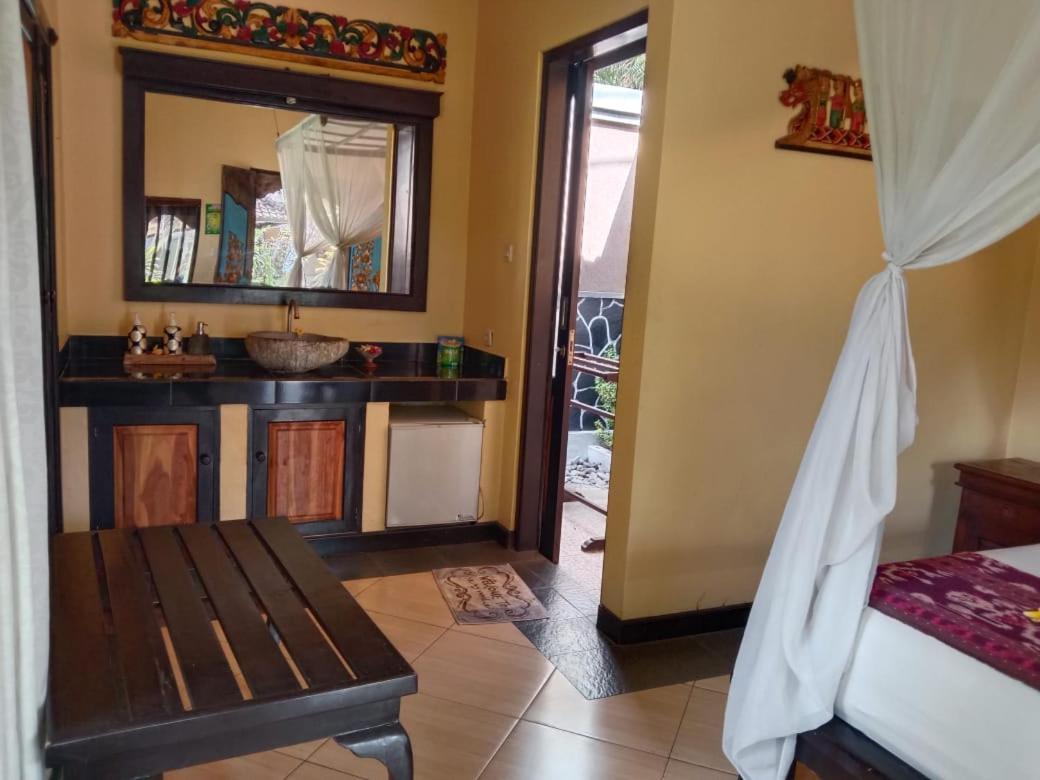 Tirta Sari Bungalow Pemuteran Екстериор снимка