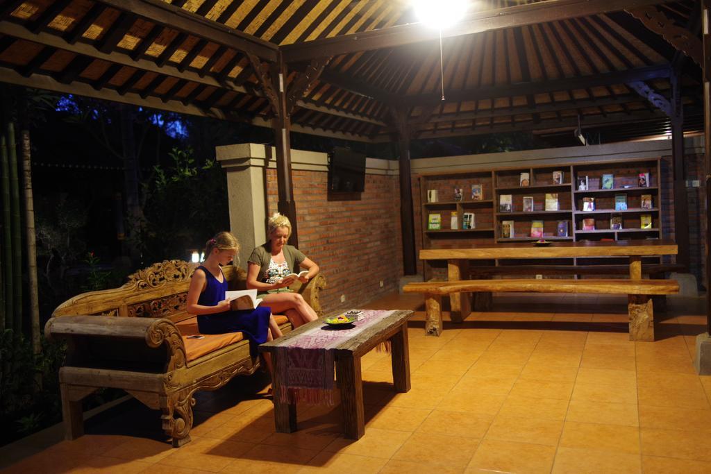 Tirta Sari Bungalow Pemuteran Екстериор снимка